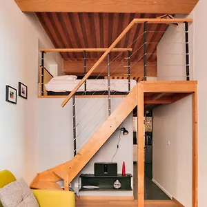  Appartement Guestready - Charming Croix-paquet Loft Fits 2 France